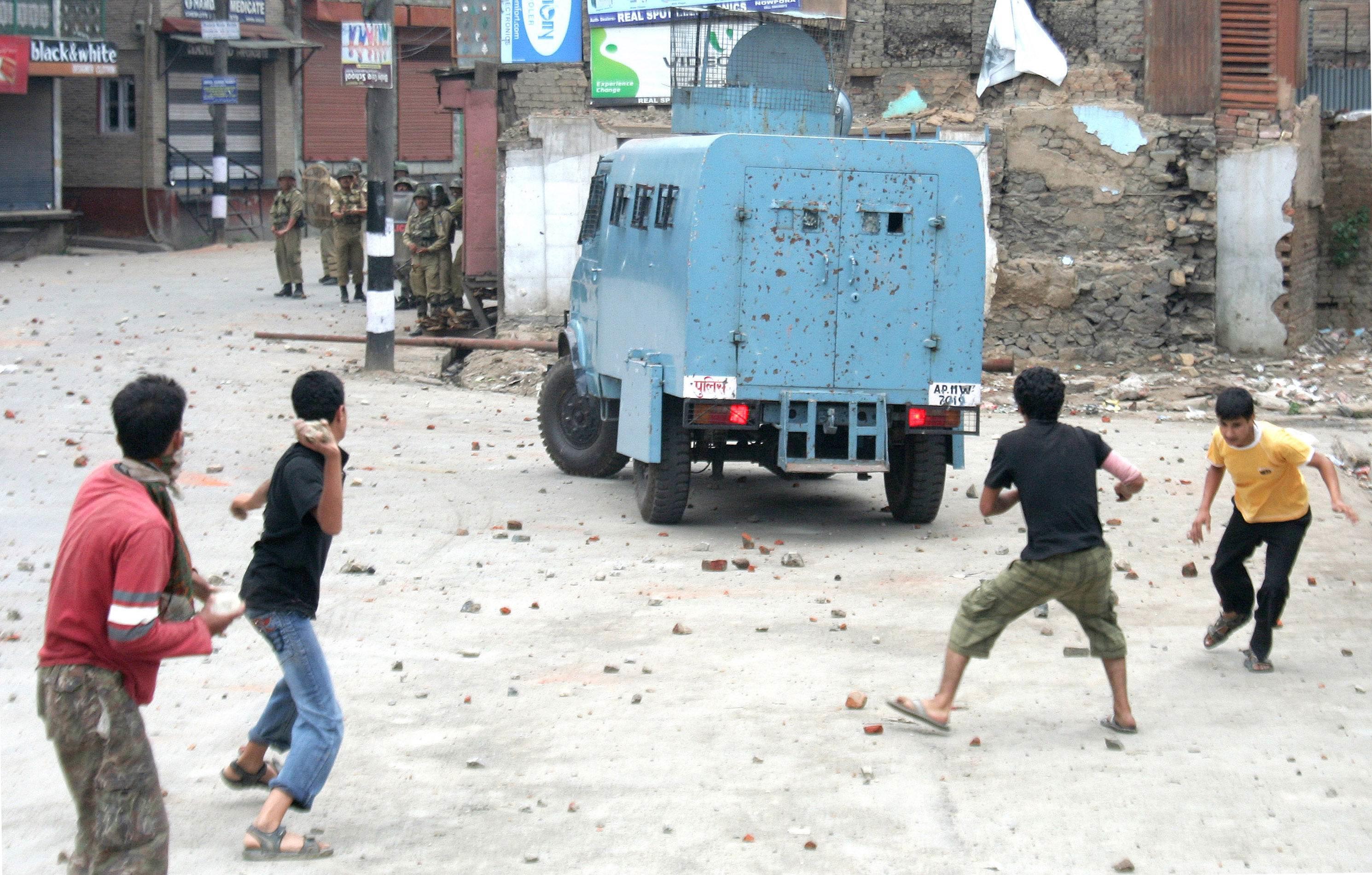 Ruling PDP MLA demands amnesty for stone pelters